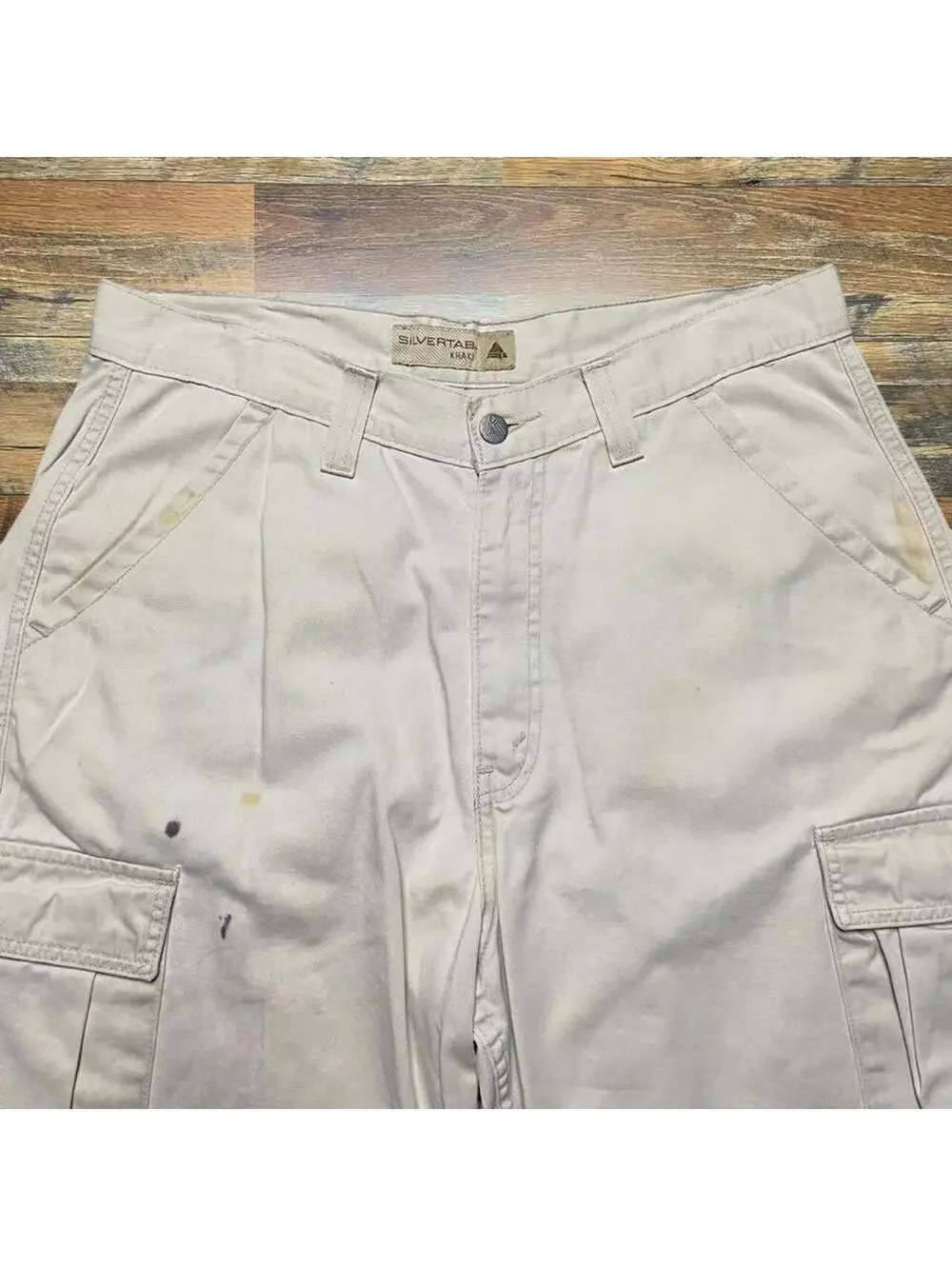 Vintage Levi Silver Tab Khaki Shorts Mens 34.